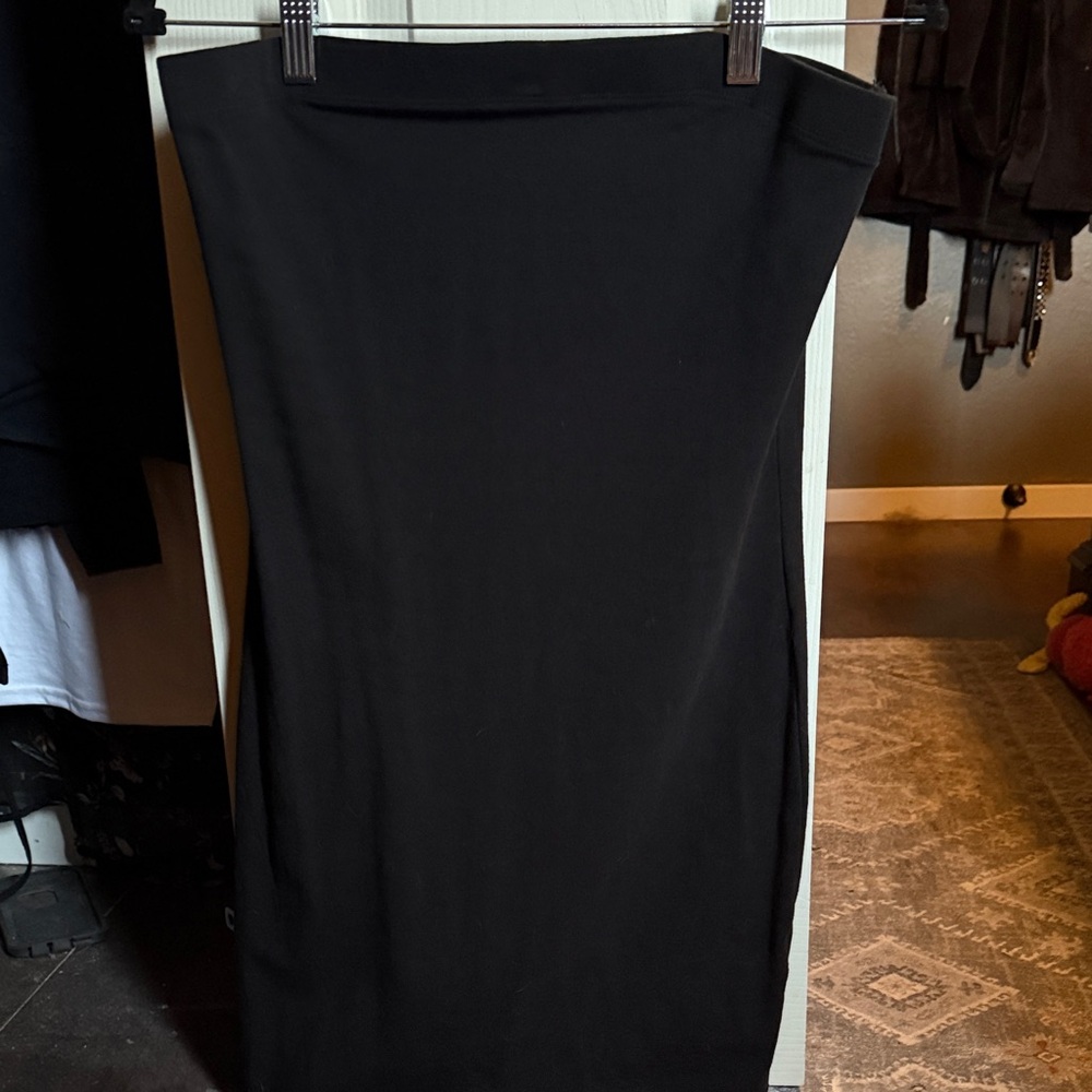 🌞BP stretch pencil skirt